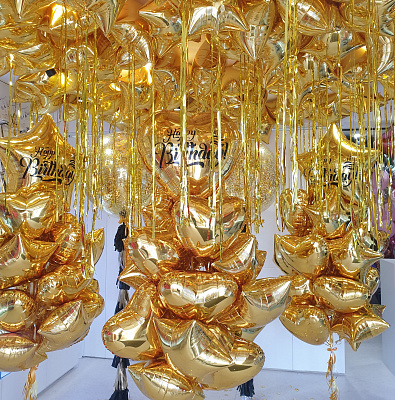 Большой сет из золотых шаров на день рождения