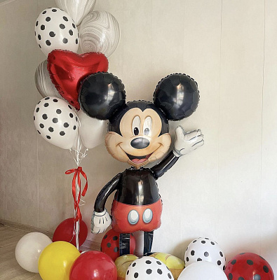 Сет из шаров на день рождения с фонтаном и ходячкой "Микки Маус"