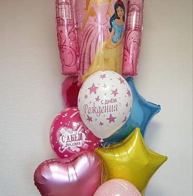 Фонтан из шаров с фигурой "Замок принцесс"