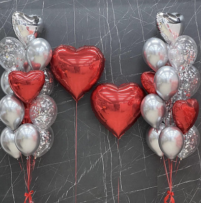 Сет из шаров с красными фольгированными сердцами
