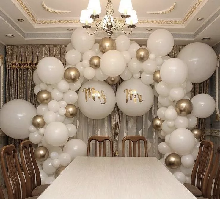 Заказать профессиональное оформление свадьбы воздушными шариками в интернет-магазине Onbaloon